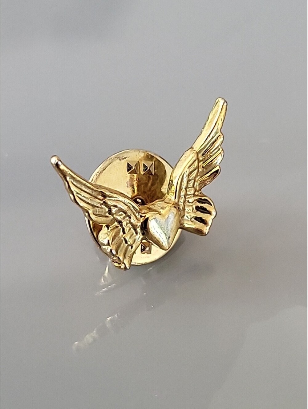 Vintage Brooch Pin N98 Freedom Heart W Wings Golden Wings